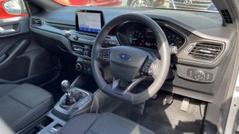 Ford Focus 1.0 EcoBoost Hybrid mHEV 125 ST-Line Edition 5dr