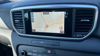 Kia Sportage 1.6T GDi ISG 2 5dr (AWD) Manual with Full Kia History  Apple Car