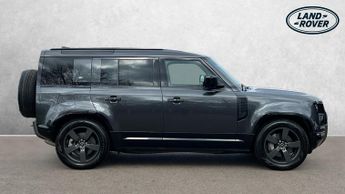 Land Rover Defender 3.0 D300 X-Dynamic S 110 5dr Auto (7 Seat) With Heated Seats and