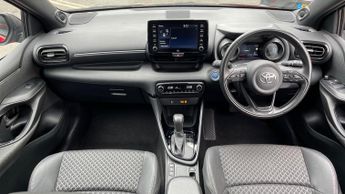 Toyota Yaris 1.5 Hybrid Dynamic 5dr CVT