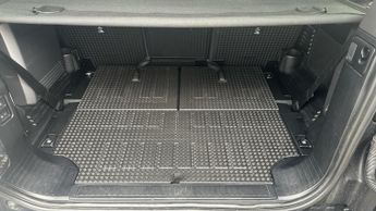 Land Rover Defender 3.0 D300 X-Dynamic HSE 110 5dr Auto (7 Seat) - 22 Inch Alloy Whe