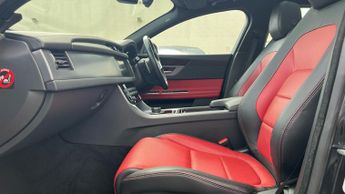Jaguar XF Sportbrake XF R-SPORT D AWD AUTO - Very High Spec inc Panoramic Glass Sunro