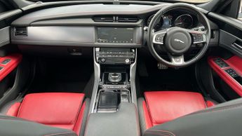 Jaguar XF Sportbrake XF R-SPORT D AWD AUTO - Very High Spec inc Panoramic Glass Sunro