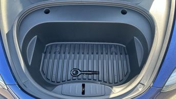 Tesla Model 3 Long Range AWD 4dr Auto reverse camera  panoramic sunroof