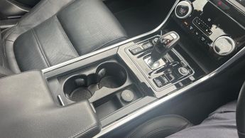 Jaguar XE 2.0d SE 