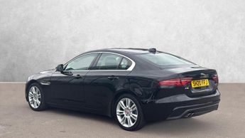 Jaguar XE 2.0d SE 