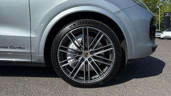Porsche Cayenne Turbo 5dr Tiptronic S (5 Seat)