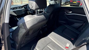 Audi e-Tron 300kW 55 Quattro 95kWh Sport 5dr (Front/Rear Parking Sensors)(He