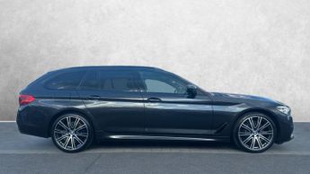 BMW 5 Series 530D XDRIVE M SPORT AUTO 5dr HUD  Harmon kardon sound system  pr