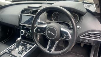 Jaguar XE 2.0 S 4dr Auto P250i