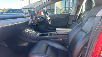 Tesla Model 3 Long Range AWD 4dr Auto