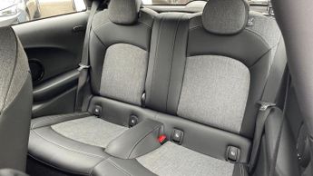 Mini Hatch 135kW Cooper S Level 2 33kWh 3dr Auto