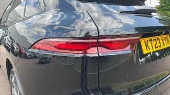 Jaguar F-PACE 2.0 D200 R-Dynamic HSE Black 5dr Auto AWD With Climate Front Sea