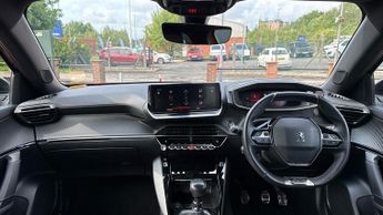 Peugeot 2008 1.2 PureTech 130 GT 5dr (Navigation)(Rear Parking Camera)(Climat