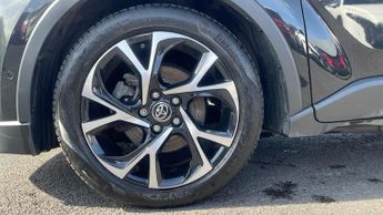 Toyota CHR 1.8 Hybrid Design 5dr CVT - Heated Front Seats - Reverse Camera 