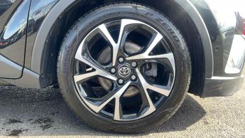 Toyota CHR 1.8 Hybrid Design 5dr CVT - Heated Front Seats - Reverse Camera 