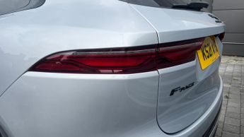 Jaguar F-PACE 2.0 D200 R-Dynamic HSE 5dr Auto AWD - Glass Panoramic Sunroof - 