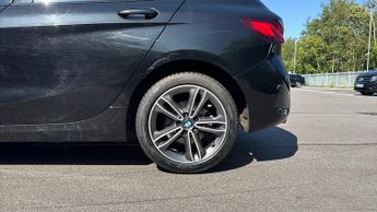 BMW 1 Series 118i (136) Sport LCP 5dr Step Auto (Navigation)(Front/Rear Parki