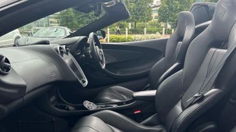 McLaren 570S Spider V8 2dr SSG Auto