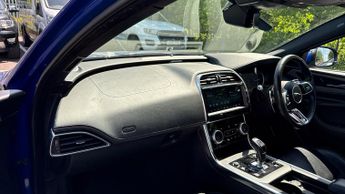 Jaguar XE 2.0d R-Dynamic S 4dr Auto (Navigation)(Rear Parking Camera)(Crui