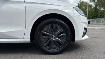 Skoda Fabia 1.0 TSI Colour Edition 5dr (Rear Parking Sensors)(Apple Carplay/