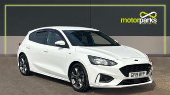 Ford Focus 1.0 EcoBoost 125 ST-Line 5dr with Front and Rear Parking Sensors