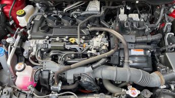 Toyota Yaris 1.5 Hybrid Design 5dr CVT
