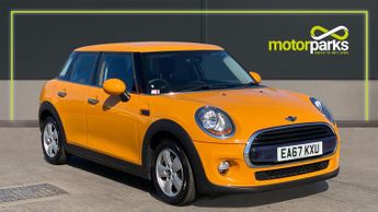 MINI Hatch 1.5 Cooper 5dr Auto cruise control  sat nav