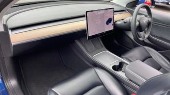 Tesla Model 3 Long Range AWD 4dr Auto