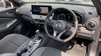Nissan Juke 1.6 Hybrid N-Connecta 5dr Auto