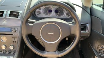 Aston Martin Vantage 2dr