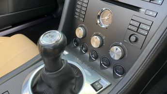 Aston Martin Vantage 2dr