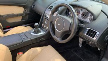 Aston Martin Vantage 2dr