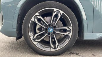BMW iX1 230kW xDrive30 M Sport 65kWh 5dr Auto - Panoramic Sunroof - Vern