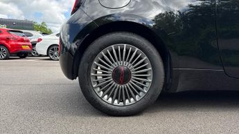 Fiat 500 70kW Red 24kWh 3dr Auto (Rear Parking Sensors)(Cruise Control/Sp