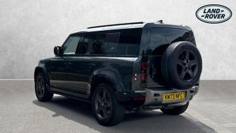 Land Rover Defender 3.0 D300 X-Dynamic SE 110 5dr Auto