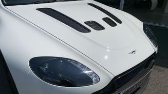 Aston Martin V12 Vantage S Coupe S 2dr Sportshift III