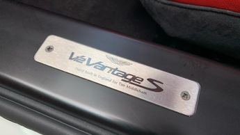 Aston Martin V12 Vantage S Coupe S 2dr Sportshift III