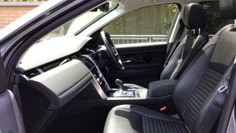 Land Rover Discovery Sport 2.0 D165 SE 5dr Auto With Fixed Panoramic Roof and Head-up Displ