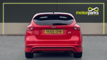 Ford Focus 2.0 TDCi Zetec S Red 5dr - Navigation - DAB Radio - Folding Mirr