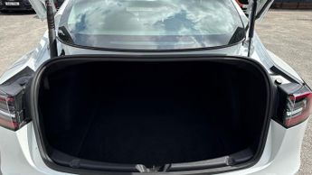 Tesla Model 3 Long Range AWD 4dr Auto (Heated Front Seats)(Fixed Glass Roof)(N