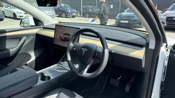 Tesla Model Y RWD 5dr Auto (Fixed Glass Roof)(Navigation)(Heated Front Seats)