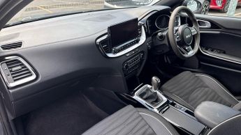 Kia Proceed 1.5T GDi ISG GT-Line 5dr