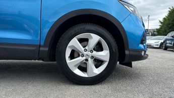 Nissan Qashqai 1.3 DiG-T 160 (157) Acenta Premium 5dr DCT (Rear Parking Camera)