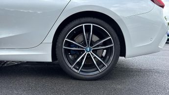 BMW 3 Series 330e M Sport 5dr Step Auto (M Sport Pro Pack)(Navigation)(Front/