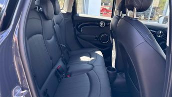 Mini Hatch 2.0 Cooper S Exclusive II 5dr Auto