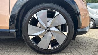 Nissan Ariya 160kW Evolve 63kWh 5dr Auto with 1 Owner  Apple Carplay  360 Cam