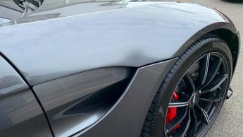 Aston Martin Vantage 2dr ZF 8 Speed Auto