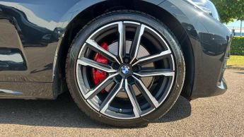 BMW 4 Series 420i M Sport 2dr Step Auto With Heated Front Seats and Three-zon