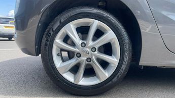Vauxhall Corsa 1.2 Turbo SE Premium 5dr - Front/Rear Parking Sensors - Apple Ca